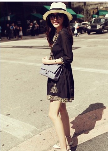 寬檐遮陽帽這樣搭，搭出迷人好造型