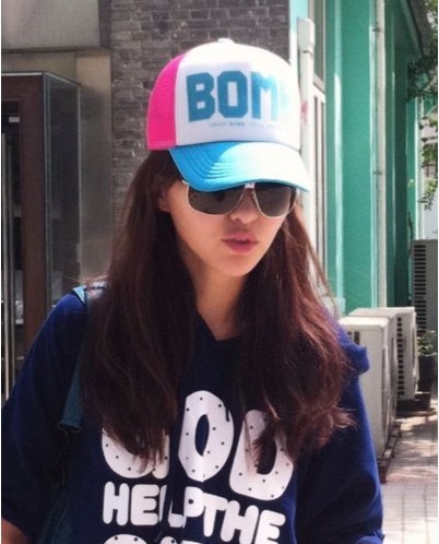 　　印花棒球帽，美搭hold住清新風(fēng)