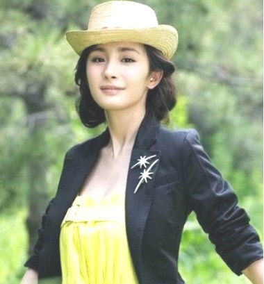 秋冬季節(jié)，發(fā)型與休閑帽子如何搭更韓范