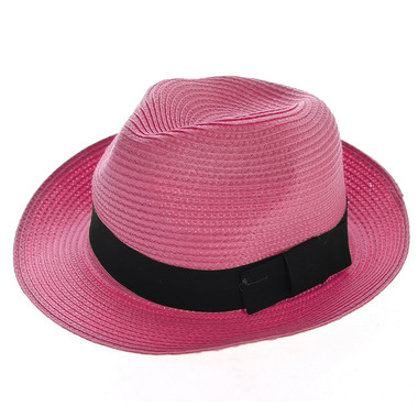 充滿時(shí)尚元素的卷邊遮陽盆帽