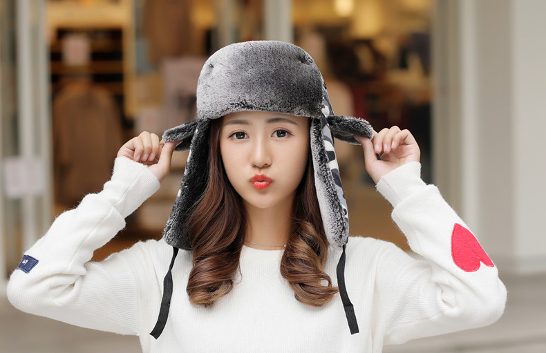 冬季必備帽子雷鋒帽