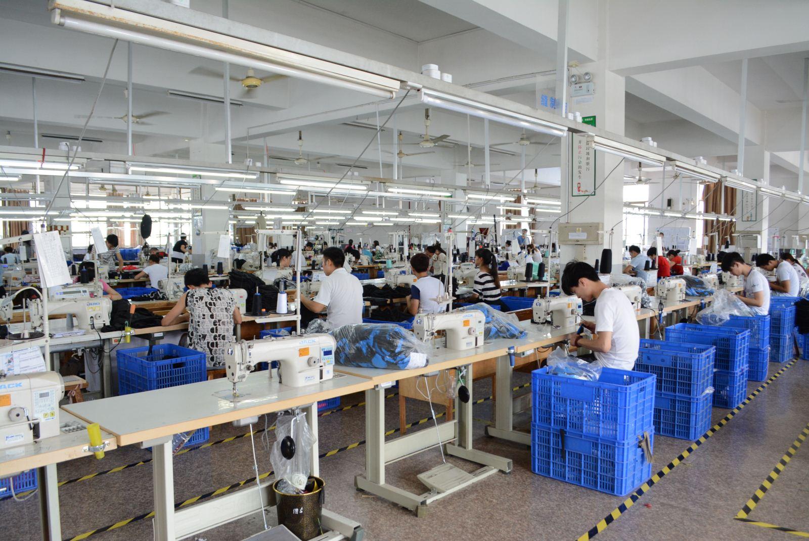 選擇帽子工廠時(shí)要注意的